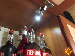 Светодиодная LED подсветка шкафа, тумбы, шкафчика кухни