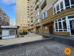 Квартира Соняна вул