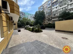 Квартира Соняна вул