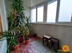 Сдам просторную 3-комнатную квартиру на Варненской возле 100-школы.