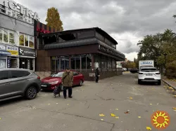 ОРЕНДА Н/Ф торгового приміщення 225кв пр-т Володимира Івасюка, буд.27