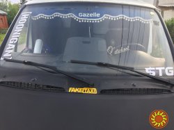 Наклейка на авто FakeTaxi Красная светоотражающая