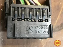 Бу разъём фишка Mercedes 2105455428, A2105455428