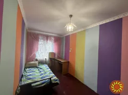 Продам двокімнатну квартиру в Малиновському районі