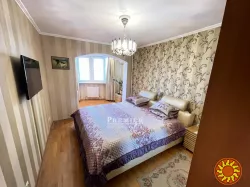 Продаю 3-кімнатну квартиру з сучасним ремонтом на Вузовському