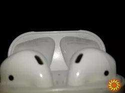 Air Pods 2 б.в (A1602)