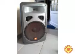 Продам JBL EON 15 P активная американская колонка