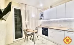 Продам однокімнатну квартиру в новому зданому будинку на Таїрова