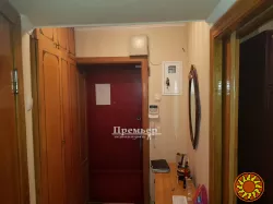 Продам в Одесі на Черьомушках 1но кімнатну квартиру