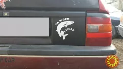 Наклейка на авто За рулем рыбак Белая