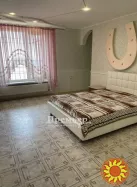 Продам просторий будинок в Київському р-ні