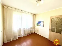 У продажу 1 кімнатна квартира на Бочарова.