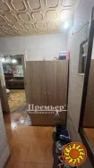 У продажу 2 кімнатна квартира на район Сільпо.