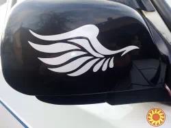 Наклейка на авто Крылья на зеркала светоотражающие