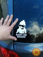 Наклейка на авто Ребенок в машине"Baby on board" Белая светоотражающая