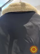 Шкіряна куртка Avirex USA з коміром з овчини