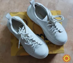 Шкіряні кросівки Lonza жіночі 36р.