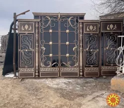 Металлические ворота в Кривом Роге