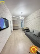 Продам 2-ком.квартиру в жк Париж на Французском бульваре.