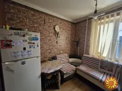 Продам отличную 1-ком.квартиру на Семьи Глодан (бывш.И.Петрова).