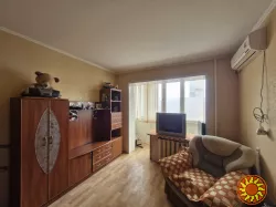 Продам отличную 1-ком.квартиру на Семьи Глодан (бывш.И.Петрова).