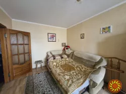 Продам отличную 1-ком.квартиру на Семьи Глодан (бывш.И.Петрова).