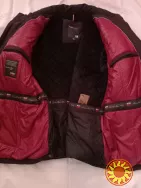 Чорна чоловіча зимова куртка