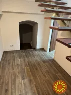 Уютное помещение 65 кв. м. на Бунина