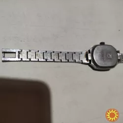 Часы женские "Луч" кварц СССР.