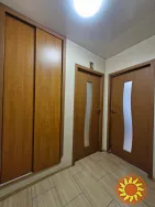 Продається 2-кімнатна квартира у цегляному будинку