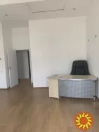 Помещения с ремонтом до 55 кв.м. на Тираспольской в БЦ "Дворец Камо"