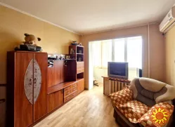 Продам 1- ком. Ильфа и Петрова / Вильямса. Мебель , техника. Газ.