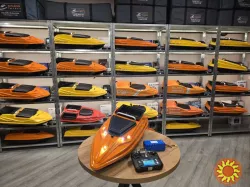 Кораблики для риболовлі з GPS автопілотом