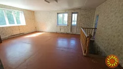 Будинок поруч з лісом - 69 км до столиці