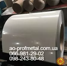 Оцинковка с рулона толщиной 0,3 мм белого цвета.