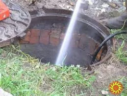 Выкачка сливных ям и туалета.