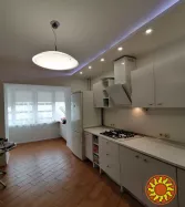 Продам 2 ком.квартиру на Армейской-Маршала Говорова.Без комиссии