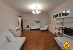 Продам 2 ком.квартиру на Армейской-Маршала Говорова.Без комиссии