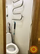 1 к Приморская/  Торговая . Окна на зеленую зону.