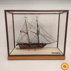 Продам модель шхуны  "Halcon" 1840года, масштаб 1:100.