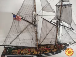 Продам модель шхуны  "Halcon" 1840года, масштаб 1:100.