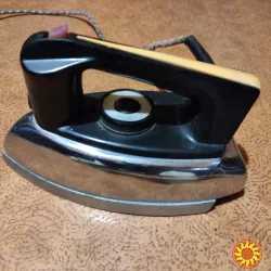 Утюг УТП 1000-2