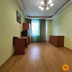 Реальная. Сдам 2к. кв., пр. Науки, р-н Нагорного рынка.