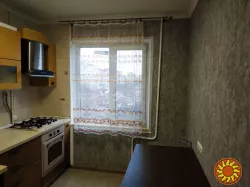 Сдам 2 ком.квартиру на Академика Королева