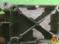 Кронштейн генератора 1715080 БМВ BMW