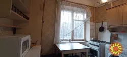Здам власну 3-к квартиру в Києві. М. Лівобережна 500м.