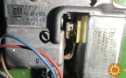 Бу моторчик люка Opel Vectra A, Omega A, Frontera A, 90376133 , 0130821819