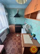 Продам 3-ком Черемушки тёплая, сухая, не угловая, без долгов. СРОЧНО!