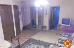 2х к Польская/ Жуковского. Место для машины.