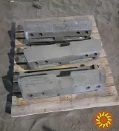 Литі деталі на замовлення, широкі виробничі можливості